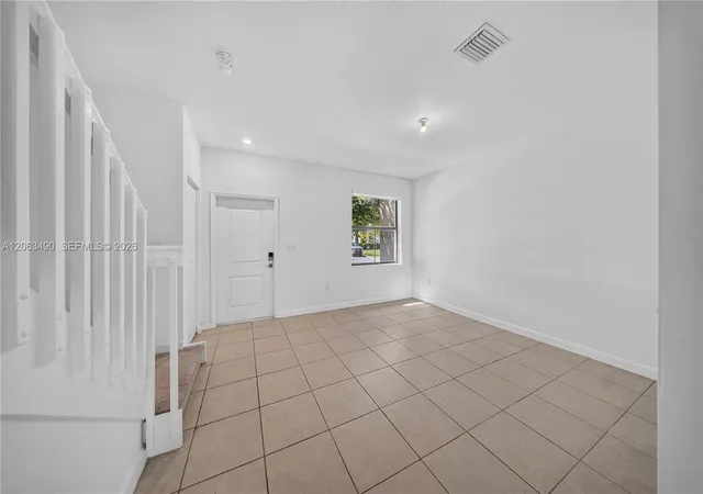 5th image of 23450 Sw 127Th Pl, Homestead, FL 33032 | MLS# A12063490