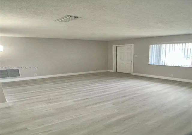 4th image of 6990 Nw 17Th St, Margate, FL 33063 | MLS# A12063530
