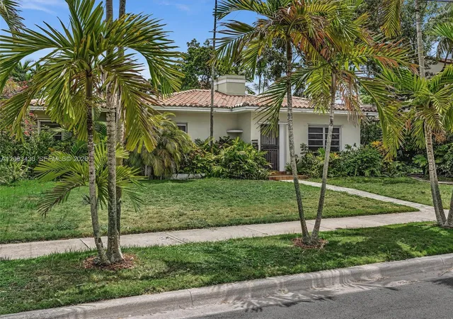 4th image of 1228 Sw 17Th St, Miami, FL 33145 | MLS# A12063430