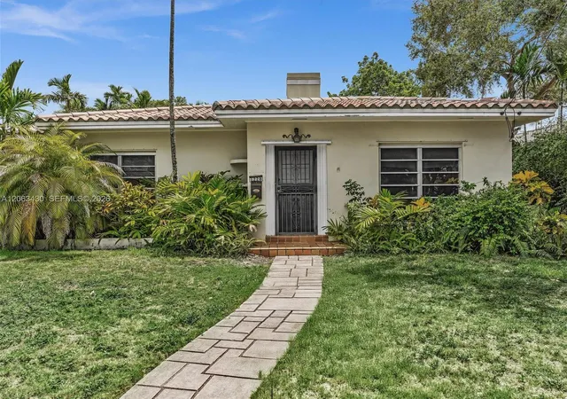 5th image of 1228 Sw 17Th St, Miami, FL 33145 | MLS# A12063430