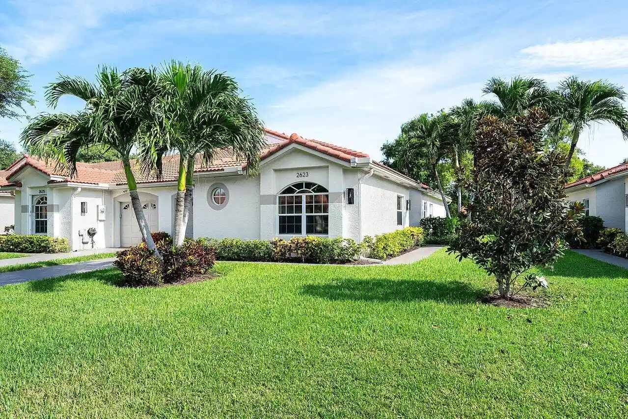 Photo 1 of Sale Pending at 2623 Spiceberry Ln, Boynton Beach, FL 33436 | MLS# B26058949 | Listing updated on 2026-10-20