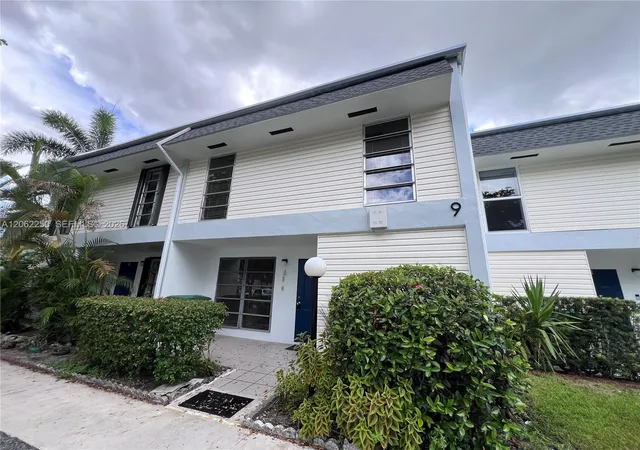 44th image of 2750 N 34th Ave #9D, Hollywood, FL 33021 | MLS# A12062250