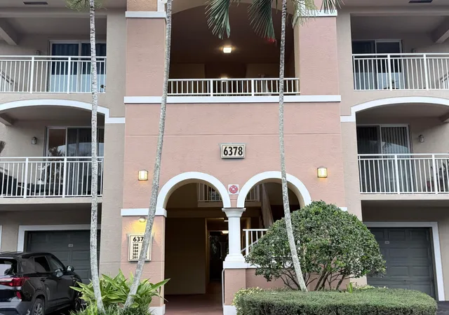 Photo 2 of Condo for sale at 6378 Emerald Dunes Dr #301, West Palm Beach, FL 33411 | MLS# B26058961 | Listing updated on 2026-10-09