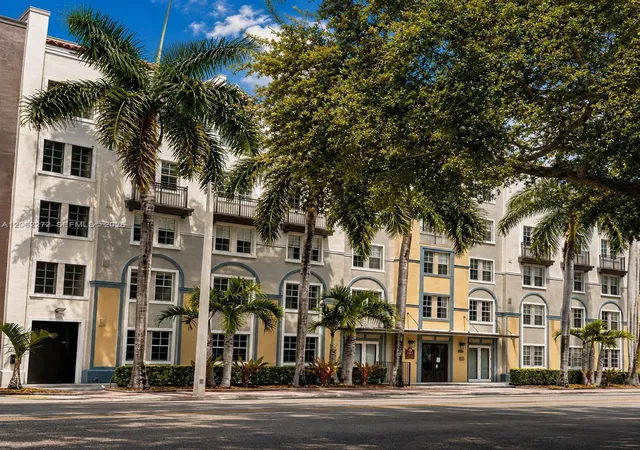1st image of 533 Ne 3Rd Ave #320, Fort Lauderdale, FL 33301 | MLS# A12062272
