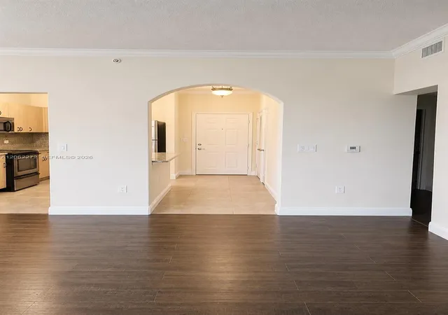 5th image of 533 Ne 3Rd Ave #320, Fort Lauderdale, FL 33301 | MLS# A12062272