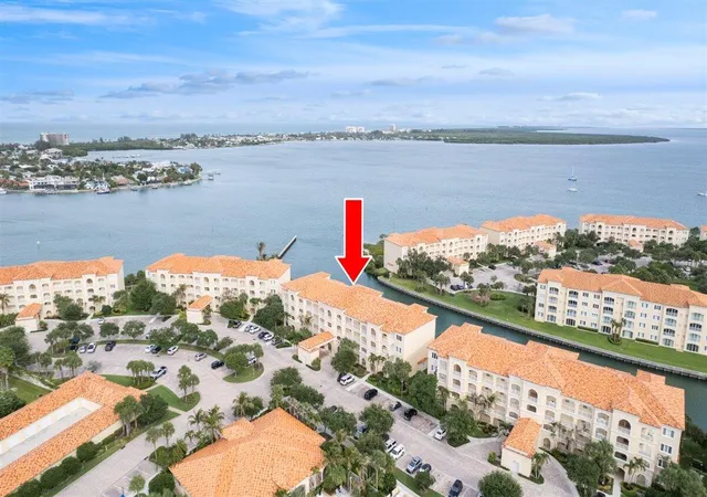 Photo 2 of Condo for sale at 5 Harbour Isle Dr E #103 Garage option, Fort Pierce, FL 34949 | MLS# B26059009 | Listing updated on 2026-09-23