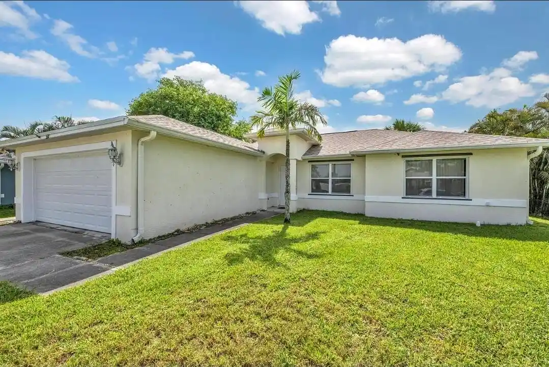 Photo 1 of Single family home for sale at 2537 Sw Deckard St, Port Saint Lucie, FL 34953 | MLS# B26059039 | Listing updated on 2026-09-23