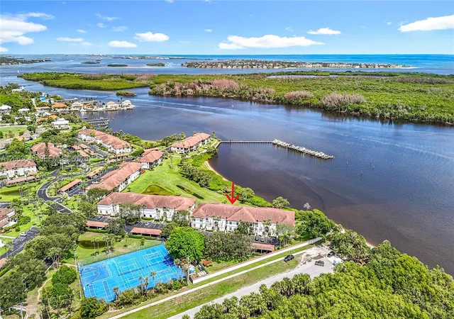 2nd image of 6082 Se Lndg Wy, Stuart, FL 34997