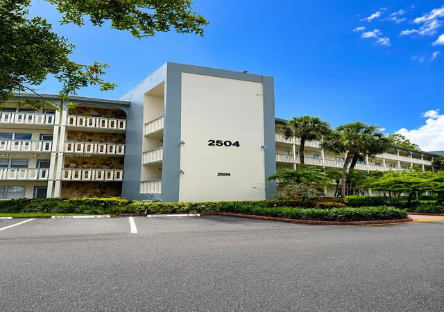 23rd image of 2504 Antigua Ter #F4, Coconut Creek, FL 33066 | MLS# A12063664