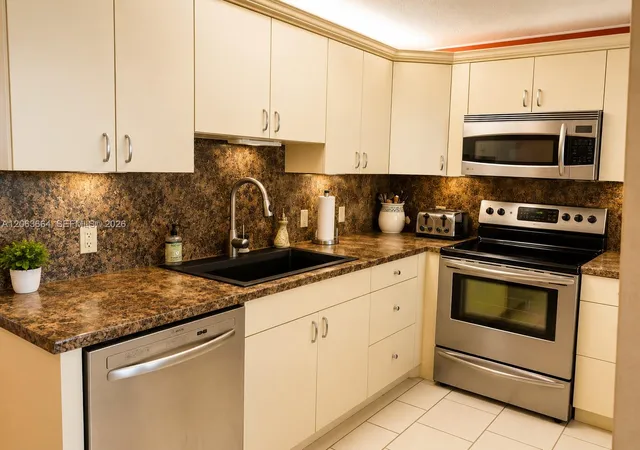 2nd image of 2504 Antigua Ter #F4, Coconut Creek, FL 33066 | MLS# A12063664