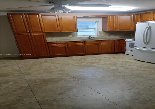 3rd image of 1480 Nw 20Th Ct, Fort Lauderdale, FL 33311 | MLS# A12063727