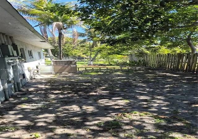 9th image of 1480 Nw 20th Ct, Fort Lauderdale, FL 33311 | MLS# A12063727