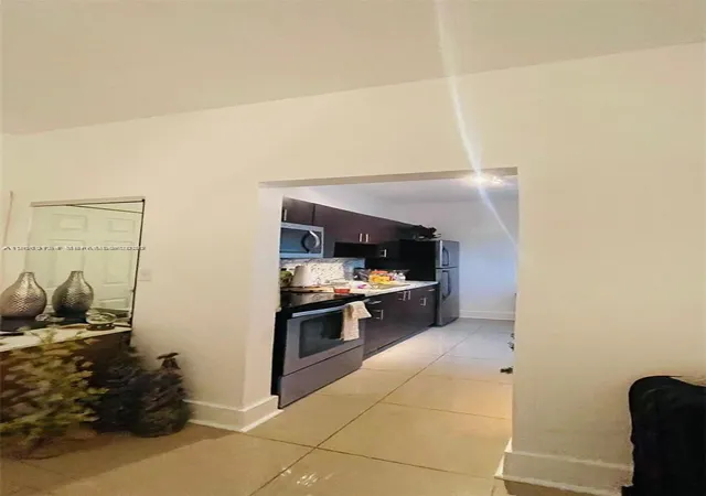 5th image of 876 Sw 2Nd St, Miami, FL 33130 | MLS# A12063734