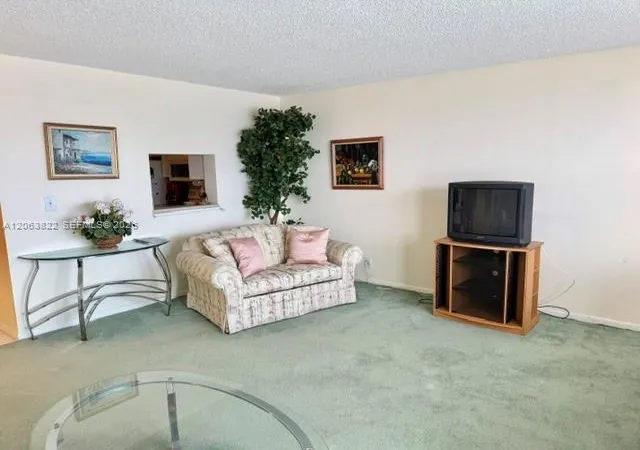 5th image of 401 Ne 14Th Ave #602, Hallandale Beach, FL 33009 | MLS# A12063822