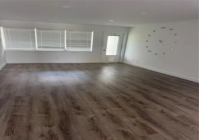 4th image of 19001 Ne 14Th Ave #312, Miami, FL 33179 | MLS# A12062862