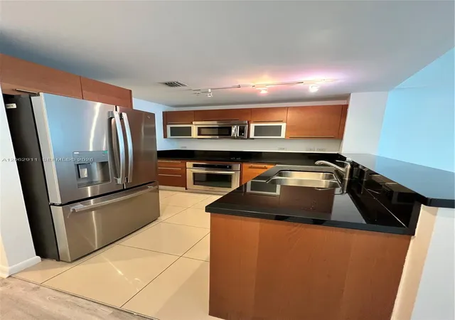 4th image of 244 Biscayne Blvd #2609, Miami, FL 33132 | MLS# A12062911