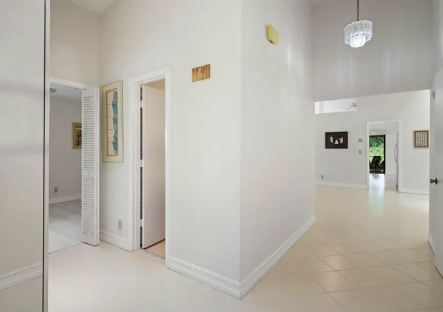 Photo 2 of Single family home for sale at 7003 Golf Pointe Cir, Tamarac, FL 33321 | MLS# B26059249 | Listing updated on 2026-09-23