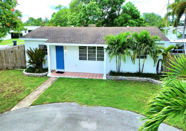 1st image of 341 N 66th Ave, Hollywood, FL 33024 | MLS# A12063562