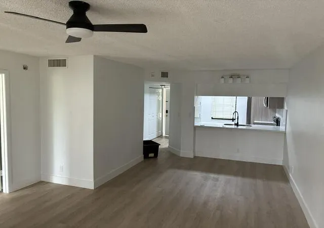 Photo 2 of Condo for sale at 10401 W Broward Blvd #405, Plantation, FL 33324 | MLS# B26059371 | Listing updated on 2026-09-23