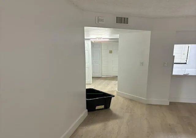 Photo 3 of Condo for sale at 10401 W Broward Blvd #405, Plantation, FL 33324 | MLS# B26059371 | Listing updated on 2026-09-23