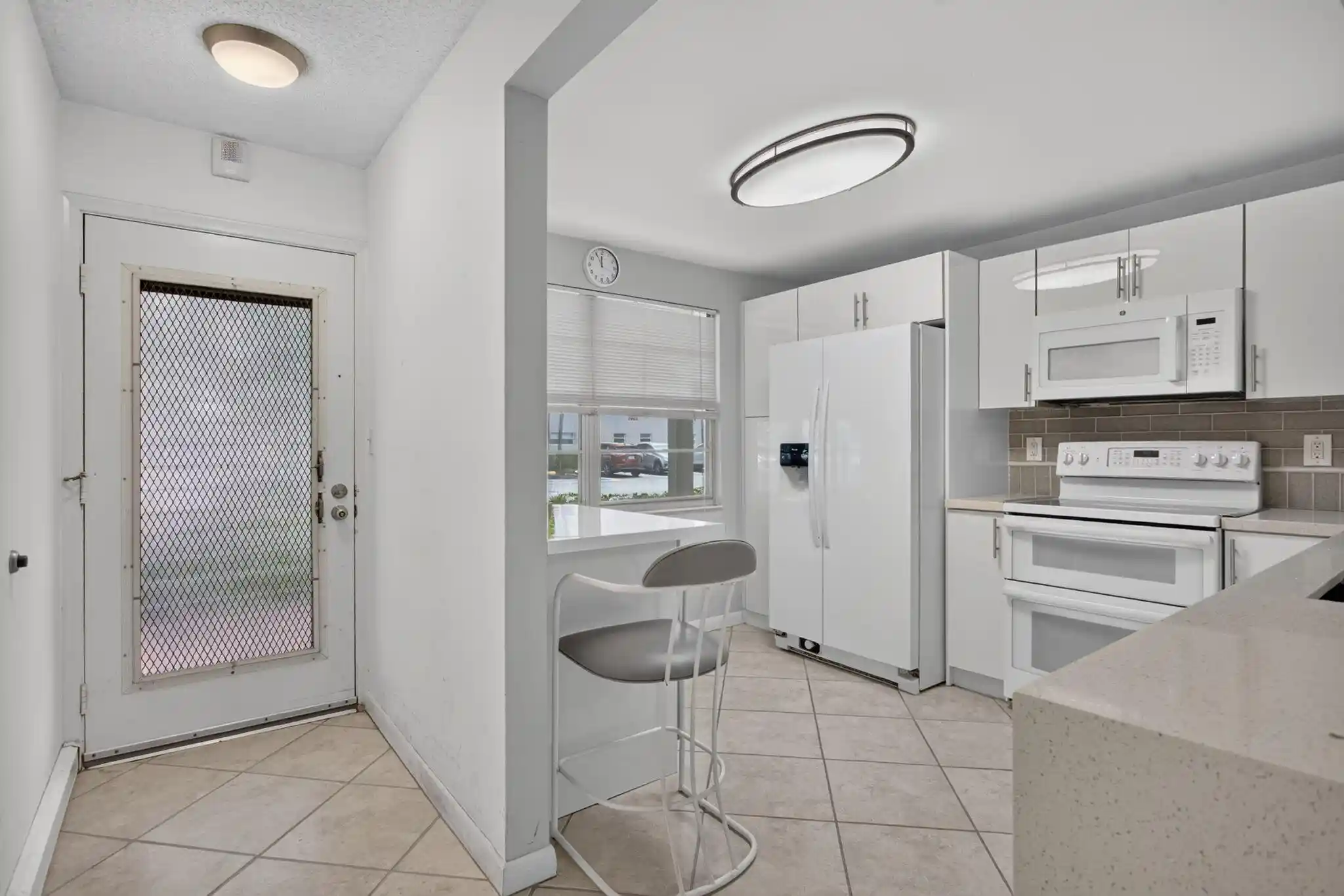 Listing Photo 1 - Condo for sale in 2006 Granada Dr located at 2006 Granada Dr, Coconut Creek, FL 33066 - Unit #J1