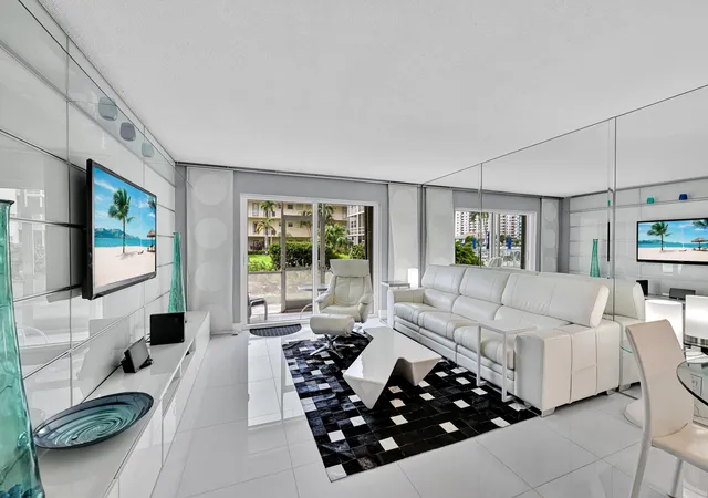 Photo 4 of House for sale at 2600 Diana Dr #121, Hallandale Beach, FL 33009 | MLS# B26059402 | Listing updated on 2026-09-28