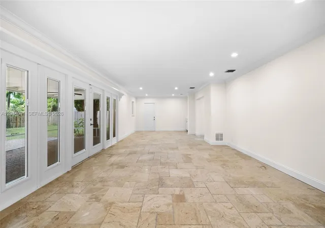 5th image of 6200 Pine Ter, Plantation, FL 33317 | MLS# A12064091