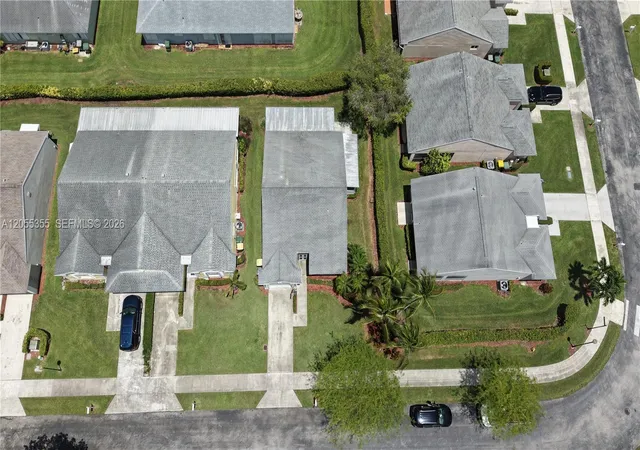 25th image of 715 Se 22nd Ln, Homestead, FL 33033 | MLS# A12055355