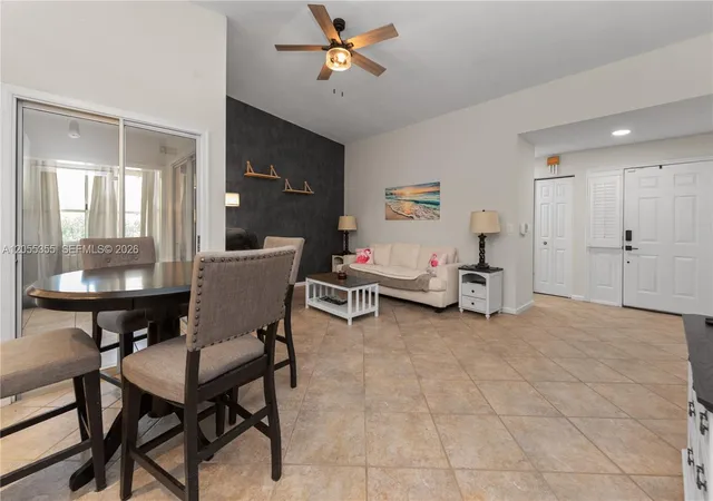 4th image of 715 Se 22Nd Ln, Homestead, FL 33033 | MLS# A12055355