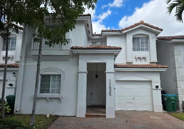 3rd image of 11525 Nw 71St St, Doral, FL 33178 | MLS# A12064374