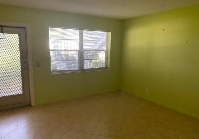 4th image of 95 Cambridge E, West Palm Beach, FL 33417