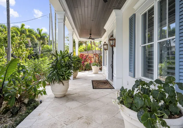 Photo 3 of Mansion for sale at 1780 Se 9th Street, Fort Lauderdale, FL 33316 | MLS# B26059641 | Listing updated on 2026-09-23