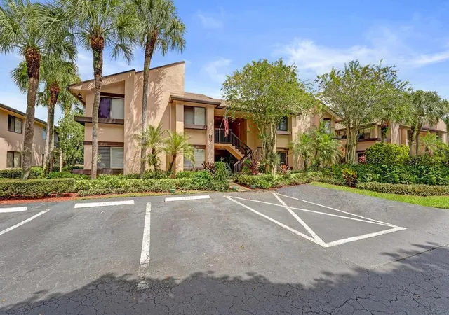 3rd image of 2210 Sw 92Nd Ter, Davie, FL 33324