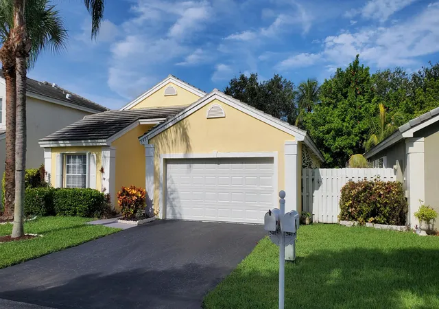 Photo 3 of Single family home for sale at 5403 Nw 55th Terrace, Coconut Creek, FL 33073 | MLS# B26059677 | Listing updated on 2026-09-29