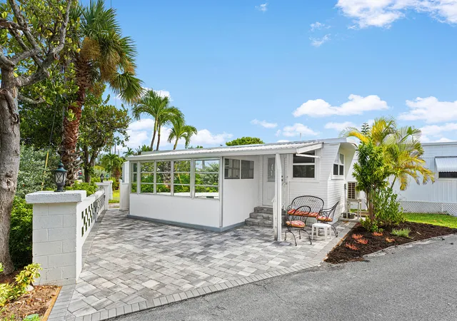 Photo 1 of Condo for sale at 21 Bamboo Dr #CD, Briny Breezes, FL 33435 | MLS# B26059678 | Listing updated on 2026-10-09