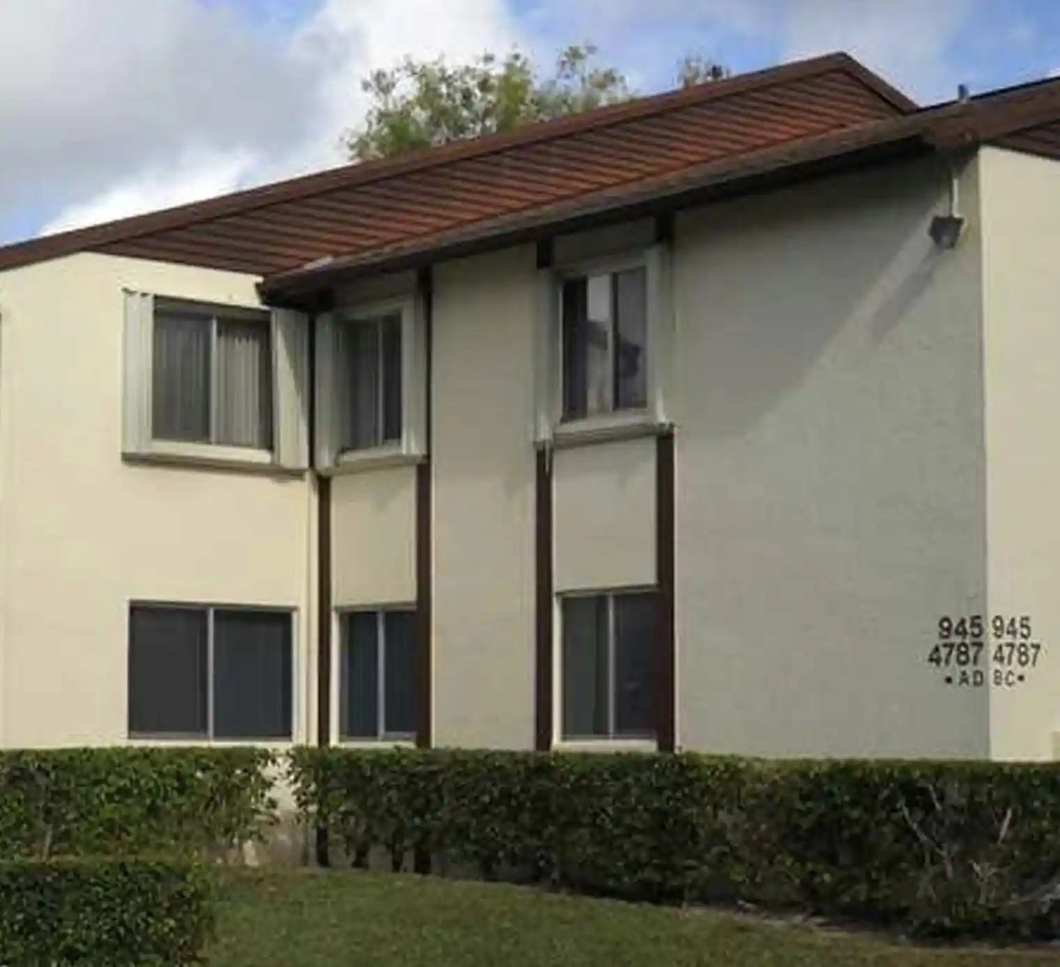 Photo 1 of Condo for sale at 4787 Sable Pine Cir #D2, West Palm Beach, FL 33417 | MLS# B26059703 | Listing updated on 2026-09-23