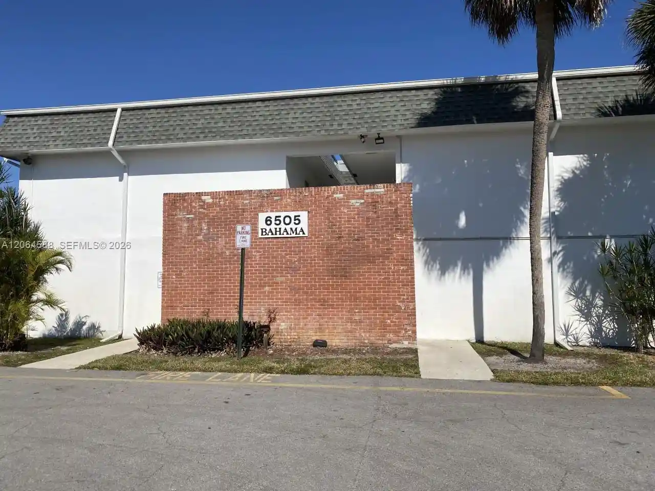 Condo for sale at 6505 Winfield Blvd #B-19, Margate, FL 33063 | MLS# A12064588