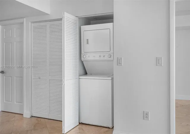 24th image of 1800 N Bayshore Dr #2410, Miami, FL 33132 | MLS# A12062958