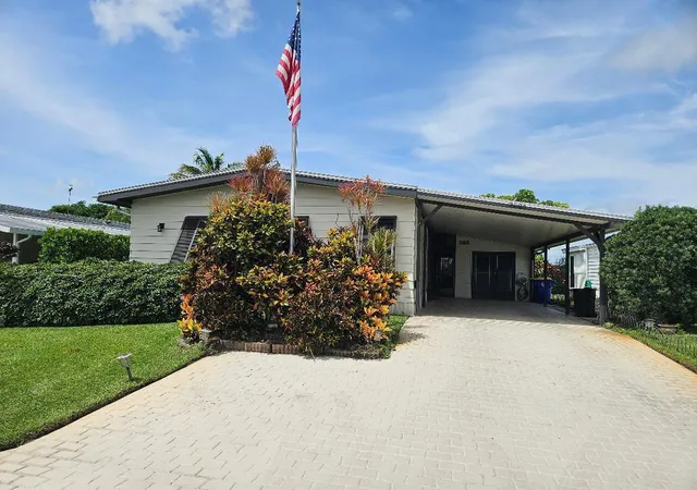Photo 1 of Manufactured home for sale at 7680 Se Shenandoah Dr, Hobe Sound, FL 33455 | MLS# B26059822 | Listing updated on 2026-09-23