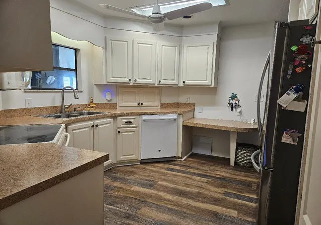 Photo 4 of Manufactured home for sale at 7680 SE Shenandoah Dr, Hobe Sound, FL 33455 | MLS# B26059822 | Listing updated on 2026-09-23