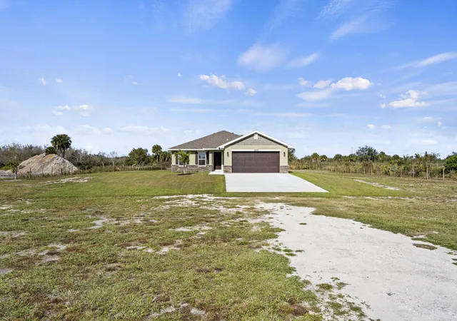 4th image of 18779 Nw 268Th St, Okeechobee, FL 34972 | MLS# B26059834