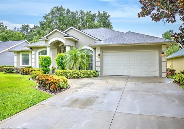 Photo 2 of Single family home for sale at 188 Huntley Oaks Blvd, Lake Placid, FL 33852 | MLS# B26059841 | Listing updated on 2026-09-25