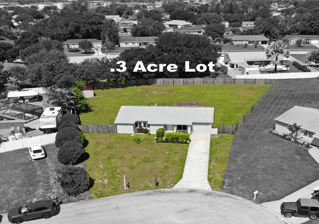 Photo 3 of Sale Pending at 3312 Sw Ensley Ct, Port Saint Lucie, FL 34953 | MLS# B26059848 | Listing updated on 2026-09-28