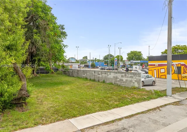2nd image of 1618 Nw 55th St, Miami, FL 33142 | MLS# A12062656