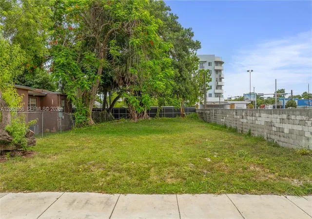 4th image of 1618 Nw 55Th St, Miami, FL 33142 | MLS# A12062656