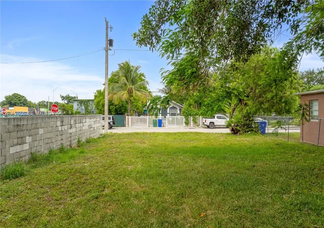 5th image of 1618 Nw 55Th St, Miami, FL 33142 | MLS# A12062656