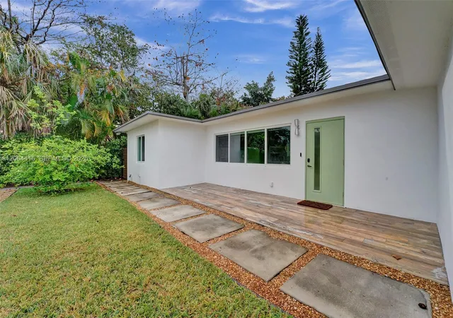 4th image of 1440 Sw 20Th St, Fort Lauderdale, FL 33315 | MLS# A12064416