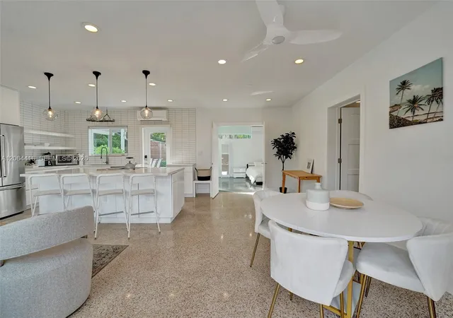 5th image of 1440 Sw 20Th St, Fort Lauderdale, FL 33315 | MLS# A12064416