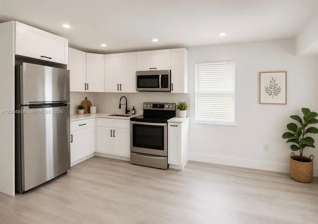 4th image of 1708 Nw 7Th St, Fort Lauderdale, FL 33311 | MLS# A12064938