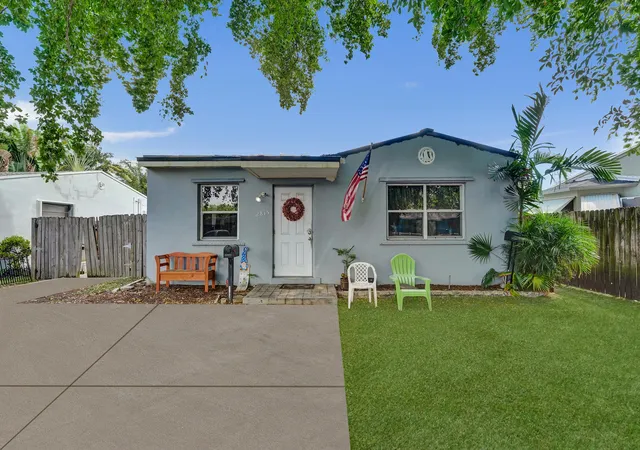 Photo 2 of Single family home for sale at 2815 Adams St, Hollywood, FL 33020 | MLS# B26059999 | Listing updated on 2026-09-23